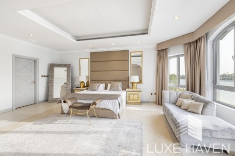 Villa te huur in Palm Jumeirah, Dubai, VAE 4 slaapkamers, 496.47 vr.m., nr 338566 - foto 9