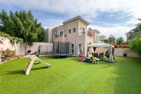 Vilë në Arabian Ranches, Dubai, Emiratet e Bashkuara Arabe 3 dhoma gjumi, 513.29 m2. № 751174