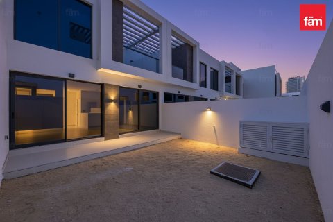Kuća u nizu u gradu Dubai, UAE 3 spavaće sobe, 138 m2 Br. 659060
