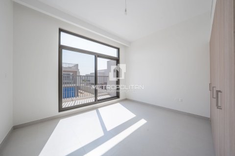 Townhouse in Dubai South (Dubai World Central), Dubai, UAE 4 bedrooms, 368 sq.m. № 664499 - photo 14