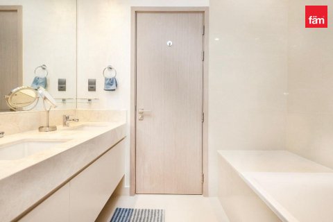 Appartement te huur in Downtown Dubai (Downtown Burj Dubai), Dubai, VAE 2 slaapkamers, 102.8 vr.m., nr 763522 - foto 9
