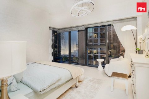 Appartement te huur in Downtown Dubai (Downtown Burj Dubai), Dubai, VAE 2 slaapkamers, 102.8 vr.m., nr 763522 - foto 8