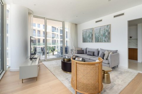 Apartamento para venda em Saadiyat Island, Abu Dhabi, EAU 2 quartos, 198 m2 № 535180 - foto 2