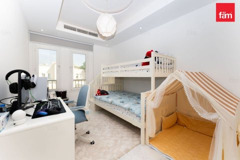 Vila u Dubai, UAE 3 spavaćih soba, 254.9 m2 Br. 687228 - fotografija 12