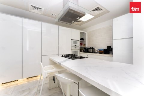 Vila u Dubai, UAE 3 spavaćih soba, 254.9 m2 Br. 687228 - fotografija 3