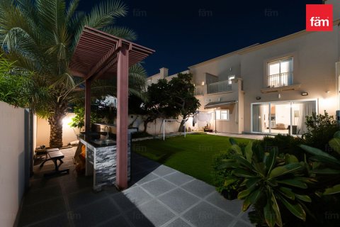 Vila u Dubai, UAE 3 spavaćih soba, 254.9 m2 Br. 687228 - fotografija 23