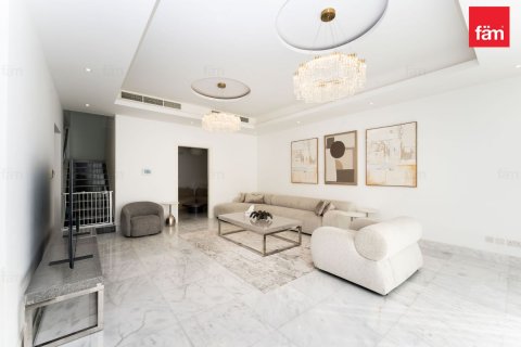 Villa Dubaijā, AAE 3 istabas, 254.9 m2 Nr. 687228