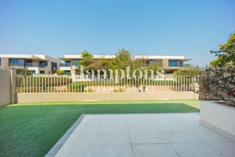 Radhus uthyres i Dubai Hills Estate, Dubai, UAE 5 sovrum, 293.29477100 kvm Nr. 751539 - fotografi 16
