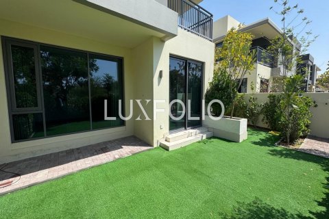 Vila u gradu Dubai Hills Estate, Dubai, UAE 5 spavaće sobe, 286 m2 Br. 628384 - Slika 3
