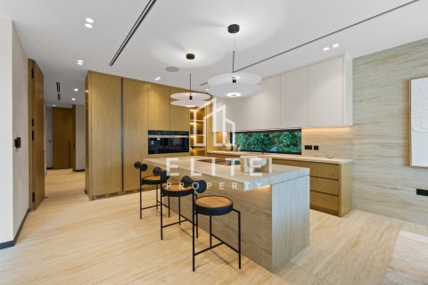 Villa till försäljning i Dubai, UAE 5 sovrum Nr. 681914 - fotografi 8