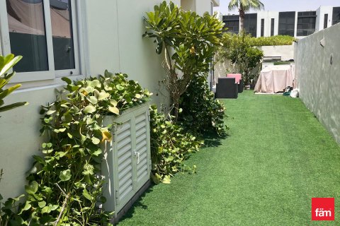 טאונהאוס להשכרה ב Dubai, איחוד האמירויות  3 חדרי שינה, 174.8 מ"ר, מספר 722461 - תמונה 3