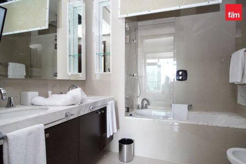 Apartamento para arrendamento em Downtown Dubai (Downtown Burj Dubai), Dubai, EAU 1 quarto, 79.3 m2 № 766602 - foto 6