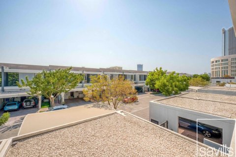 Vila u gradu Motor City, Dubai, UAE 3 spavaće sobe, 240.34 m2 Br. 766792 - Slika 19