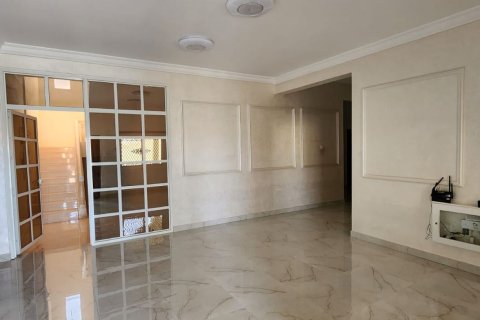 ویلا برای فروش در Khuzam، Ras Al Khaimah، امارات متحده عربی 5 خوابه ، 650 متر مربع ، شماره 735026 - تصویر 5