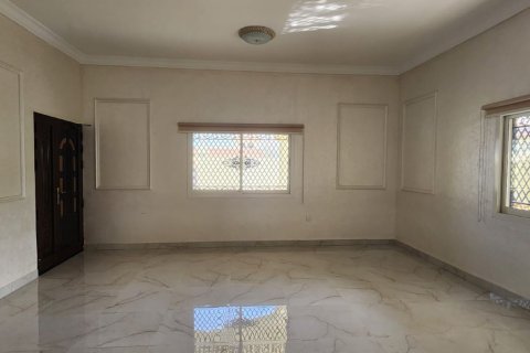 ویلا برای فروش در Khuzam، Ras Al Khaimah، امارات متحده عربی 5 خوابه ، 650 متر مربع ، شماره 735026 - تصویر 7