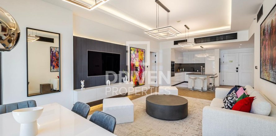דירה ב Palm Jumeirah, Dubai, איחוד האמירויות 2 חדרי שינה, 160.54 מ"ר מספר 744870