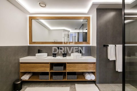 דירה להשכרה ב Palm Jumeirah, Dubai, איחוד האמירויות  2 חדרי שינה, 160.54 מ"ר, מספר 744870 - תמונה 13
