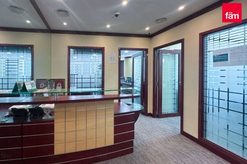 Office in Dubai, UAE 98.2 sq.m. № 694008