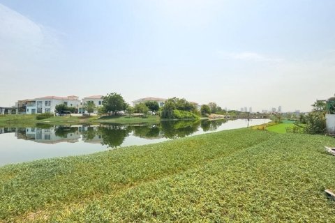 Земельный участок в Jumeirah Park, Дубай, ОАЭ 690м2 № 740661