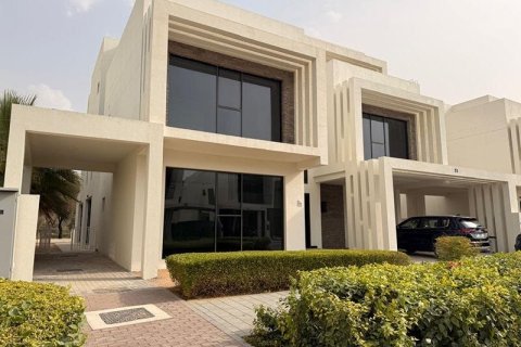 DAMAC Hills (Akoya by DAMAC), Dubai, UAE의 빌라 침실 7개, 640제곱미터 번호 740663
