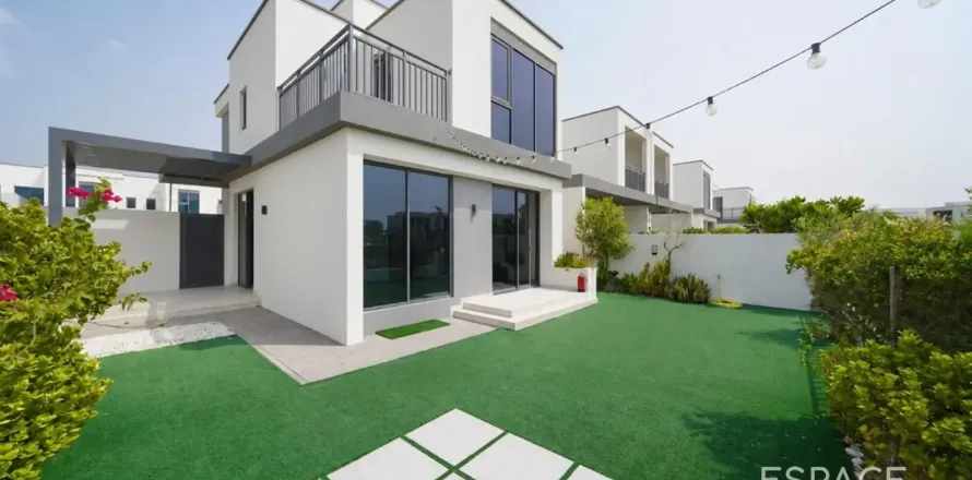 Dubai Hills Estate, Dubai, संयुक्त अरब अमीरात में विला, 4 बेडरूम, 229 वर्ग मीटर, संख्या 738172