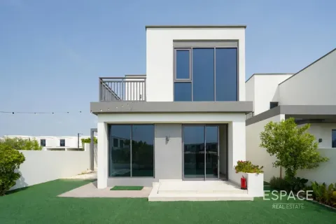 Dubai Hills Estate, Dubai, संयुक्त अरब अमीरात में विला, 4 बेडरूम, 229 वर्ग मीटर, संख्या 738172 - फ़ोटो 2