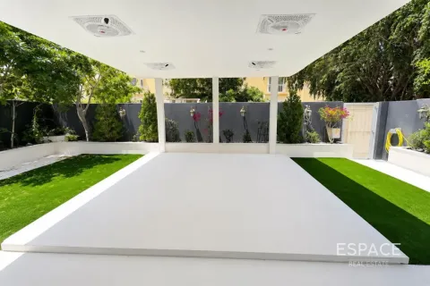 Villa itt: The Springs, Dubai, EAE, 3 hálószoba, 195 m², azonosító: 738175 - fénykép 5