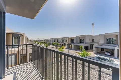 Villa in affitto a Jebel Ali, Dubai, EAU 4 camere da letto, 300 mq. № 738177 - foto 2