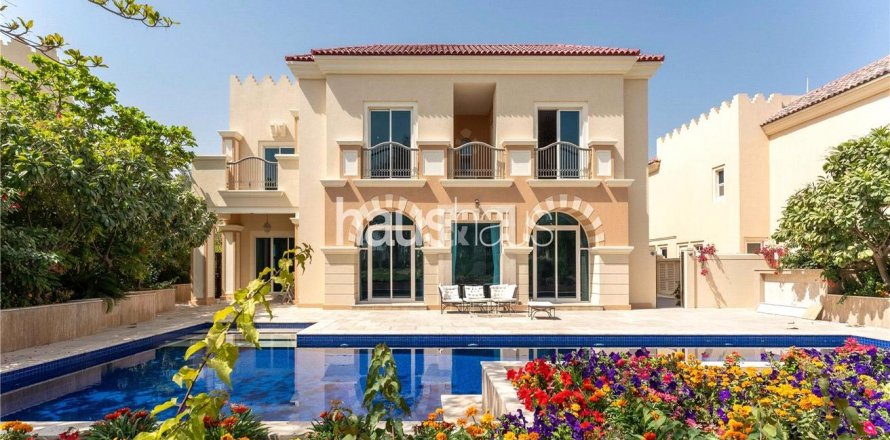 Вилла в Dubai Sports City, Дубай, ОАЭ 5 спален, 869м2 № 625639