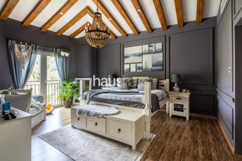 Вилла Дубай Инвестмент Парк, БАӘ-да 5 жатын бөлмелер, 577 м² № 625638 - фото 11