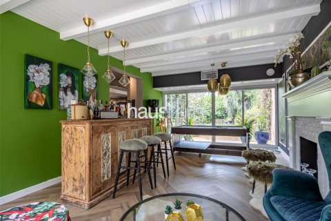 Вилла Дубай Инвестмент Парк, БАӘ-да 5 жатын бөлмелер, 577 м² № 625638 - фото 10