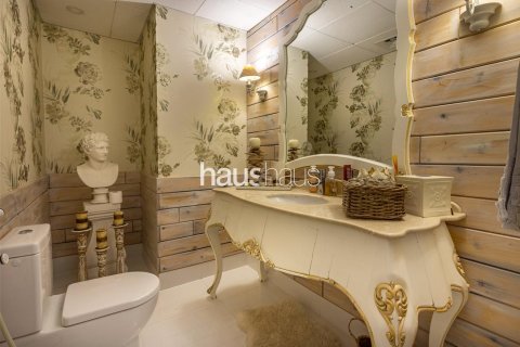 Вилла Дубай Инвестмент Парк, БАӘ-да 5 жатын бөлмелер, 577 м² № 625638 - фото 23