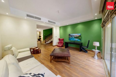 Villa te koop in Wadi Al Safa 2, Dubai, VAE 5 slaapkamers, 814 vr.m., nr 723281 - foto 9