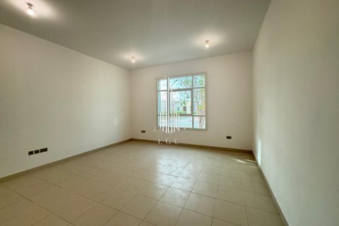 Willa do wynajęcia w Khalifa City, Abu Dhabi, ZEA 6 sypialnie, 836.1 mkw., nr 500698 - zdjęcie 7