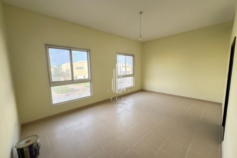 Villa in affitto a Baniyas, Abu Dhabi, EAU 8 camere da letto, 1207.7 mq. № 500695 - foto 16