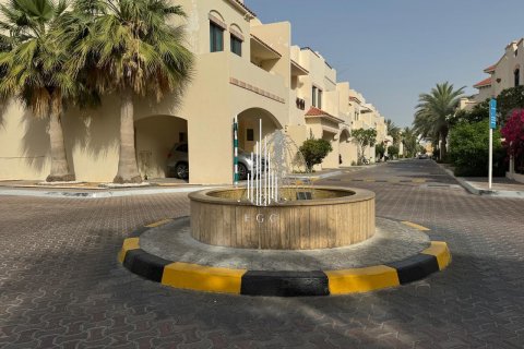 Villa til leje i Al Khalidiya, Abu Dhabi, UAE 4 soveværelser, 276 kvm № 500693 - foto 29