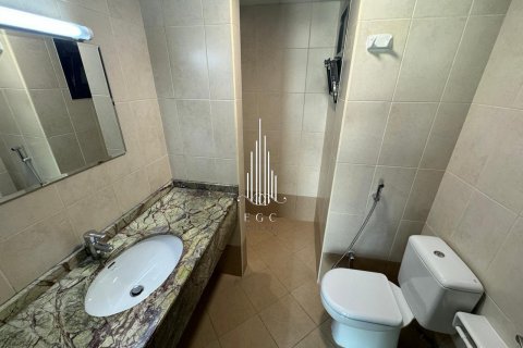 Villa til leje i Al Khalidiya, Abu Dhabi, UAE 4 soveværelser, 276 kvm № 500693 - foto 23