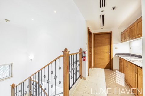 Villa itt: Jumeirah Park, Dubai, EAE, 4 hálószoba, 402.73 m², azonosító: 349595 - fénykép 12