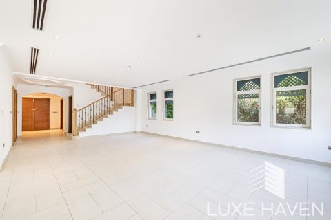 Villa itt: Jumeirah Park, Dubai, EAE, 4 hálószoba, 402.73 m², azonosító: 349595 - fénykép 5