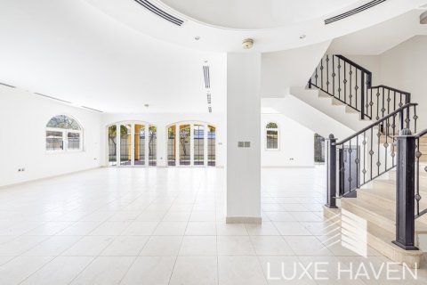 Villa i Jumeirah Park, Dubai, Emiratene 5 soverom, 445.93 kvm nr. 349593