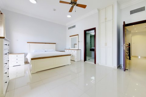 Villa in Jumeirah Village Circle, Dubai, UAE 3 bedrooms, 257.25 sq.m. № 751077 - photo 14