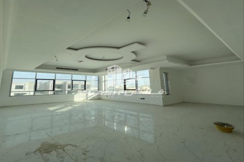 Vila di Ras Al Khaimah, UAE 5 bilik tidur, 929 meter persegi № 735251 - foto 9