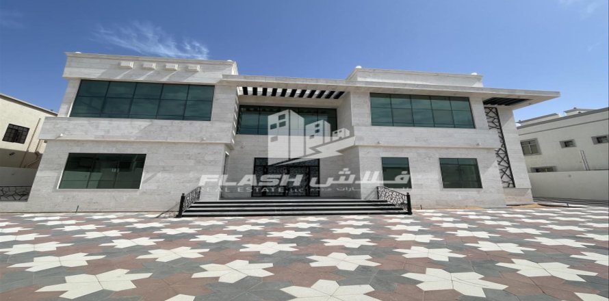Vila di Ras Al Khaimah, UAE 5 bilik tidur, 929 meter persegi № 735251