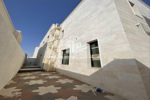 Vila di Ras Al Khaimah, UAE 5 bilik tidur, 929 meter persegi № 735251 - foto 6
