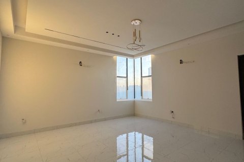 Villa til salg i Seih Al Uraibi, Ras Al Khaimah, UAE 5 soveværelser, 929 kvm № 735253 - foto 7