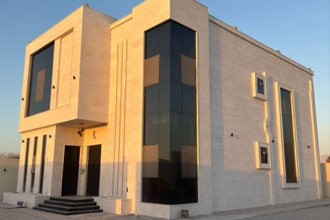 Villa in Seih Al Uraibi, Ras Al Khaimah, UAE 5 bedrooms, 929 sq.m. № 735253