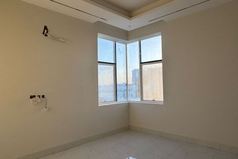 Villa til salg i Seih Al Uraibi, Ras Al Khaimah, UAE 5 soveværelser, 929 kvm № 735253 - foto 3