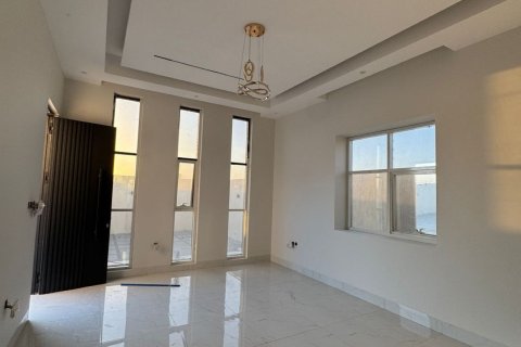 Villa til salg i Seih Al Uraibi, Ras Al Khaimah, UAE 5 soveværelser, 929 kvm № 735253 - foto 6