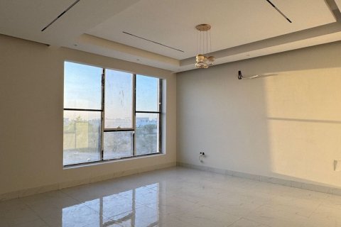 Villa til salg i Seih Al Uraibi, Ras Al Khaimah, UAE 5 soveværelser, 929 kvm № 735253 - foto 8