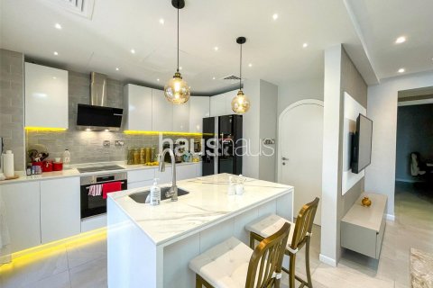 Таунхаус The Springs, Дубай, БАӘ-да 2 жатын бөлмелер, 164 м² № 625251 - фото 3